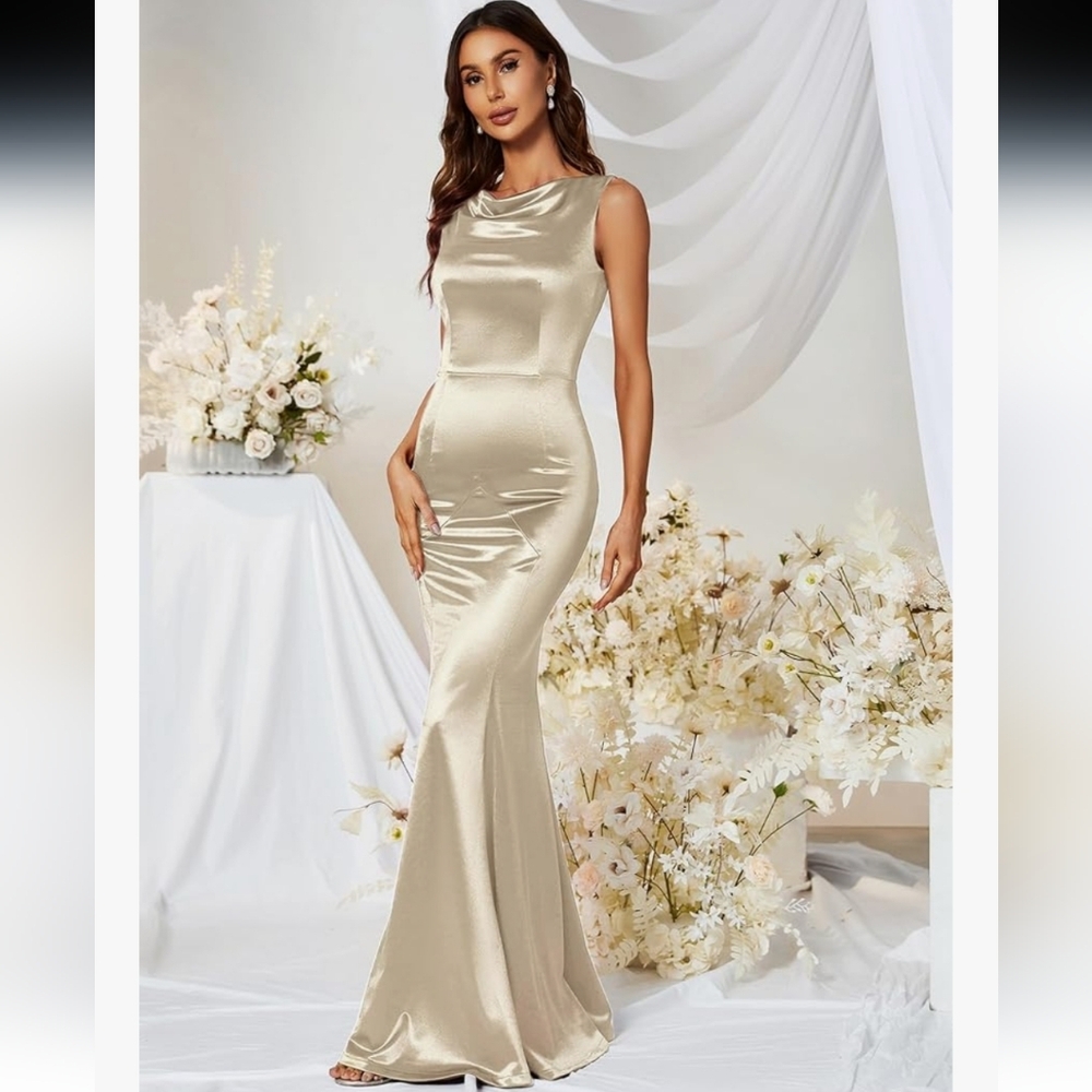 MUXXN Champaign Gold Mermaid Sleeveless Formal Evening Gown Dress Size Small